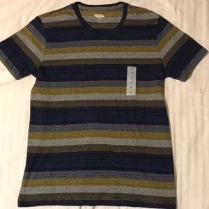 Men’s v-neck, striped old navy tee shirt